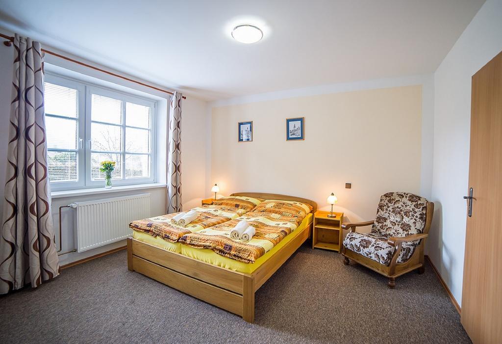 Jana Guest house