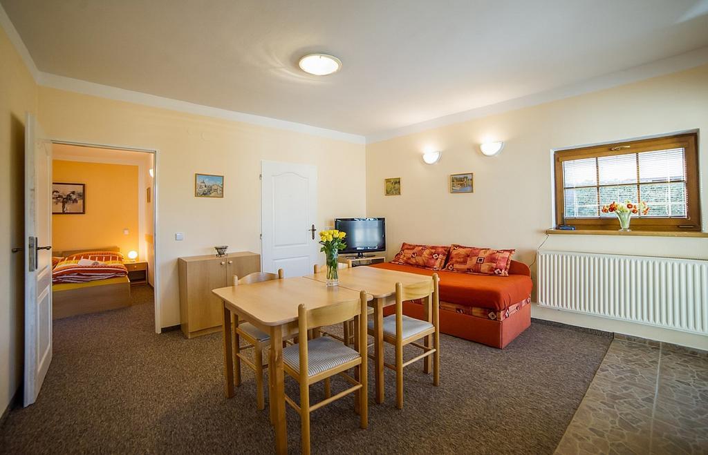 Guest house Jana 3*